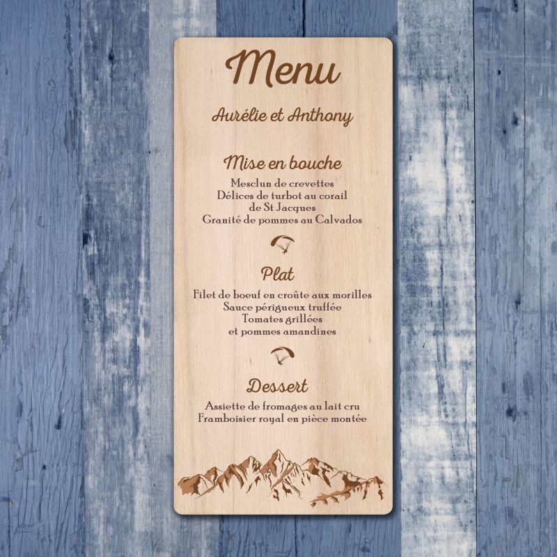 Sommets enneigés - Menu de mariage en bois - hover