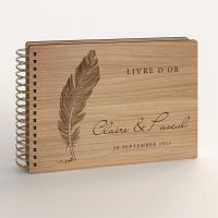 Livre d'or de mariage en bois gravé sur chêne - Plume