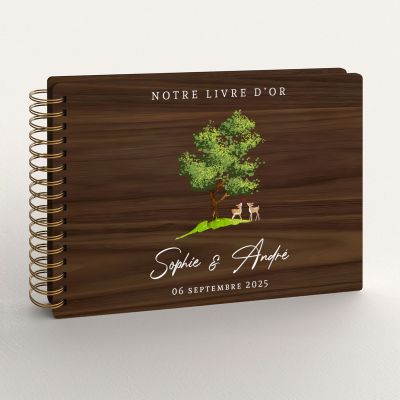 Livre d'or de mariage en bois personnalisé sur noyer avec un arbre