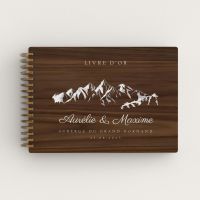 Livre d'or de mariage en bois personnalisé sur noyer avec sommets de montagne enneigés