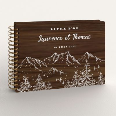 Livre d'or de mariage en bois personnalisé sur noyer montagne et neige