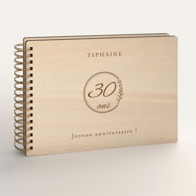 Livre d'or d'anniversaire personnalisé en bois de peuplier classique